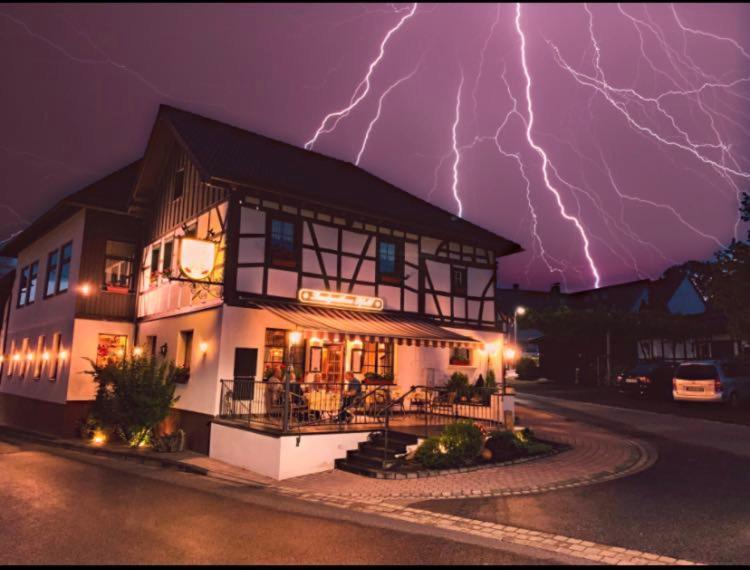 Landgasthaus Pfahl Wershofen Extérieur photo